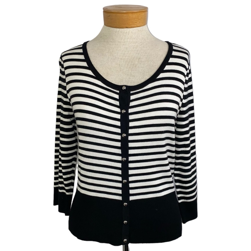 White House Black Market Sz S Black and White, Cardigan Silver Snap